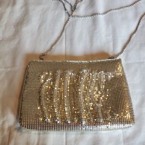 Artistry Silver Metal Mesh Crossbody Evening Bag Chainmail Clutch 76-0368